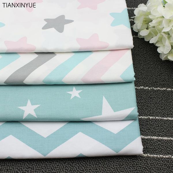 

4pcs/lot 40cm*50cm stars and cotton fabric for home textile patchwork sewing baby material quilting bedding tecido1, Black;white