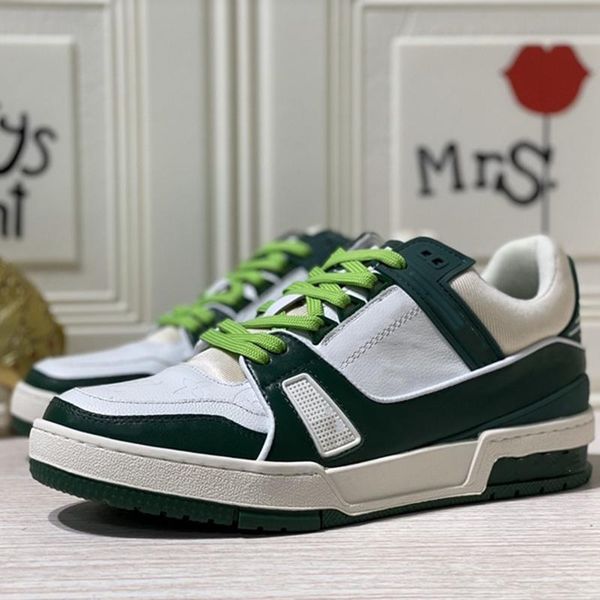 

a1 spring and fall korean version sports casual shoes men breathable non-slip lovers light dad shoes simplicity shoes sneakers, Black