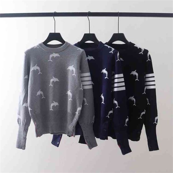 

autumn winter new tb stripe four bar full body jacquard college style round neck t-shirt bottomed sweater, White