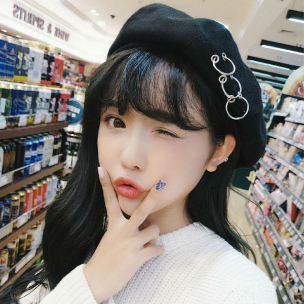 

vintage style new painter hat female winter stylish sweet round circle berets 6 colors, Blue;gray