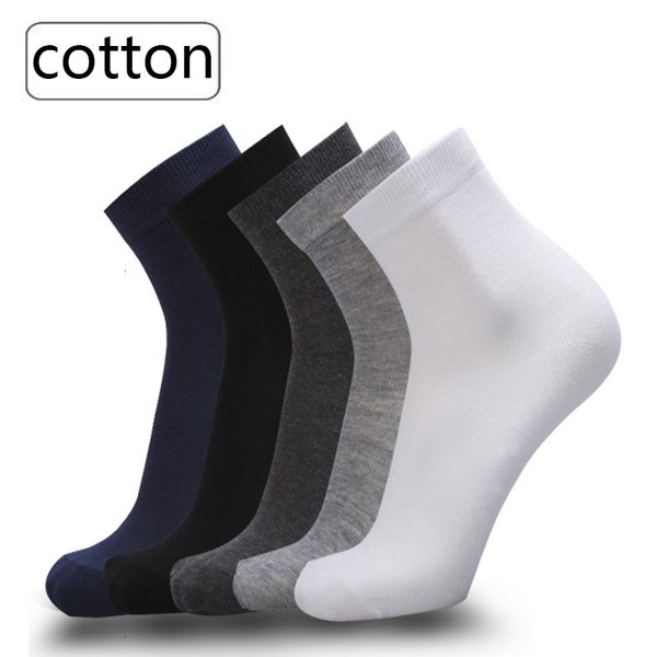 

10 pairs / lot men's cotton socks high quelity new styles black business socks breathable autumn winter for male size(39-46) sh190904