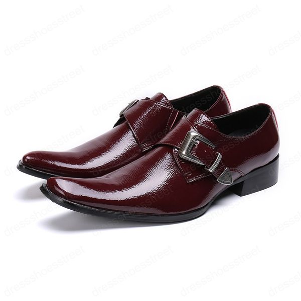 Nova moda em couro de patente Sólidos Shoes Men Office Plus Size da bracelete Praça Toe vestido formal Partido Shoes