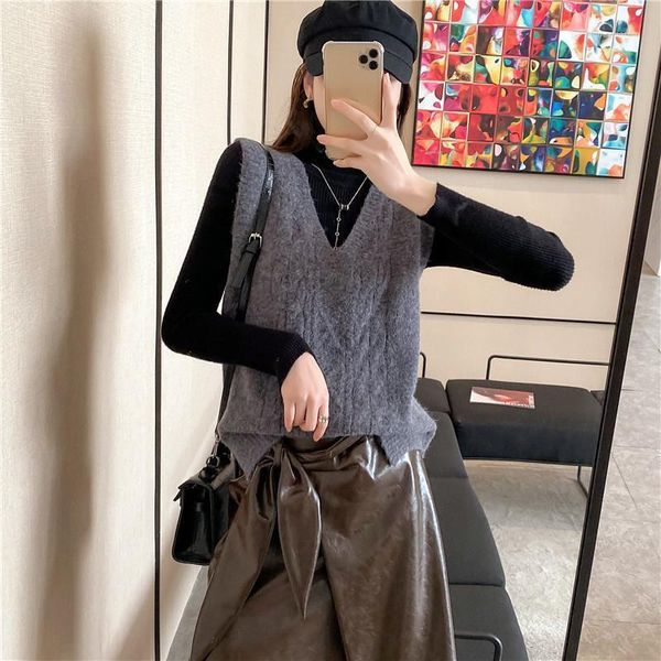 

women's vests loose sleeveless v-neck knitted waistcoat korean women's spring and autumn 2021 sweater1, Black;white