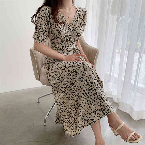 

one-piece elegant sweet chiffon kawaii pleated dress korean summer womens v-neck blue apricot floral retro dress, Black;gray