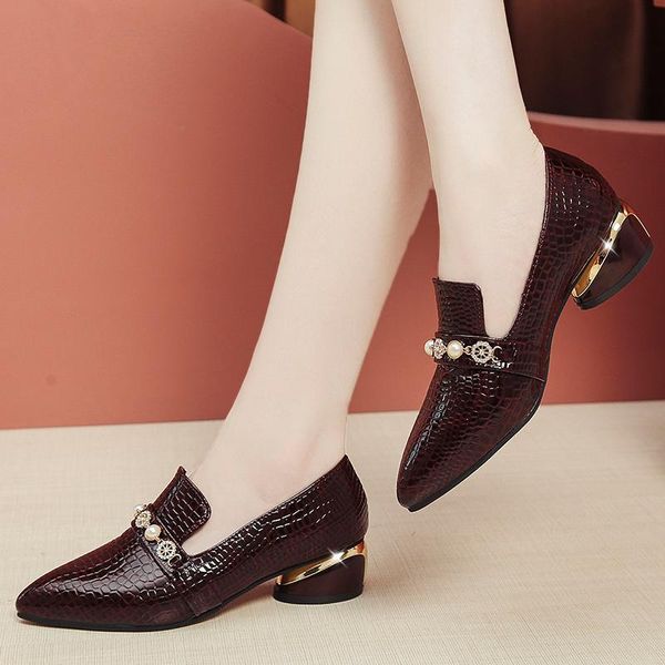 

spring office lady shoes woman patent leather dress shoes snake pearl ladies pointed toe boat zapatos mujer 7906l, Black