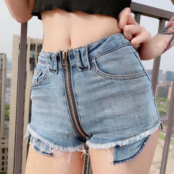 

new women's versatile denim shorts in summer 2020, Blue
