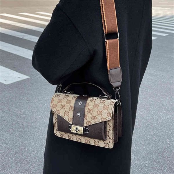 

83% off wholesale sale new fashion trend single diagonal cross wide shoulder belt women's bag