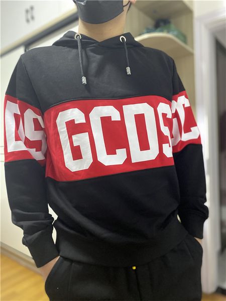 

2022 italy gcds hoodie designer 02 black white man winter sweaters letters and knit hoodie women's printing long-sleeved round neck pul