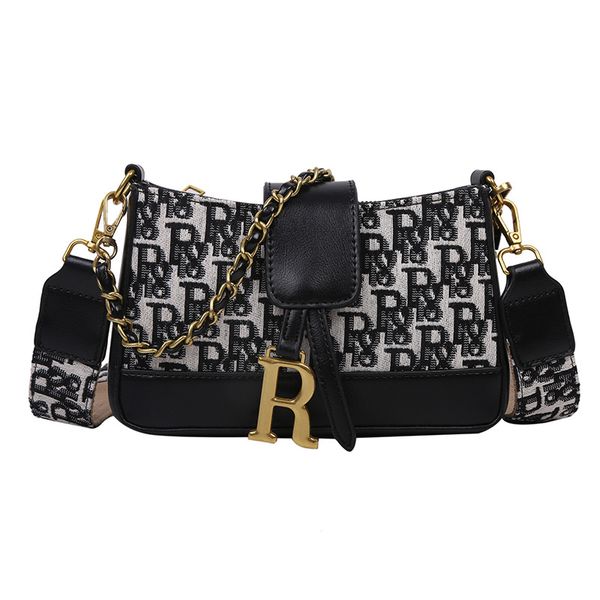 

girls and women underarm cross body handbags 2020 new design vintage letter two-tone shoulder bags chains handbags pouch