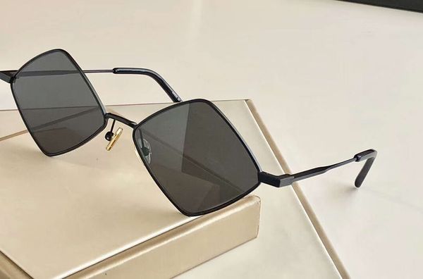 

black/grey geometric sunglasses 302 lisa sun glasses fashion eyewear sunglasses shades new with box, White;black