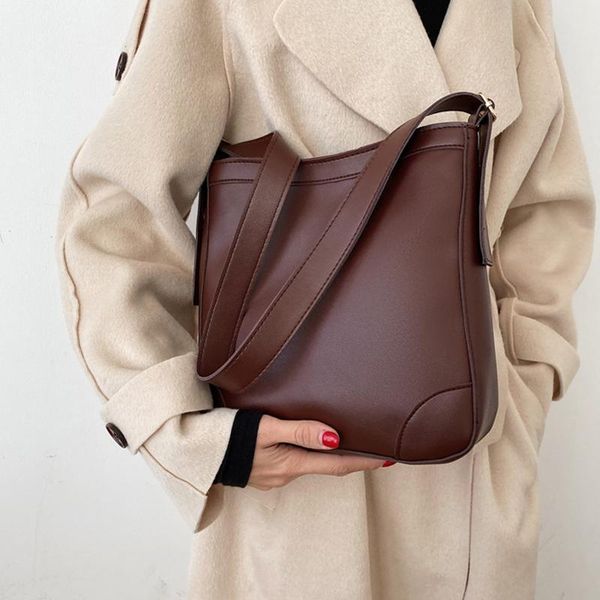 

cross body winter bucket bag for women pu leather shoulder large capacity crossbody simple lady handbag shopping wallet bolso