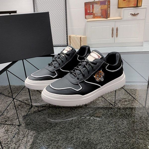 

men's casual shoes, calf leather upper, sheepskin lining, perfect shape, rubber wear-resistant outsole, full shoe shape, f, Black