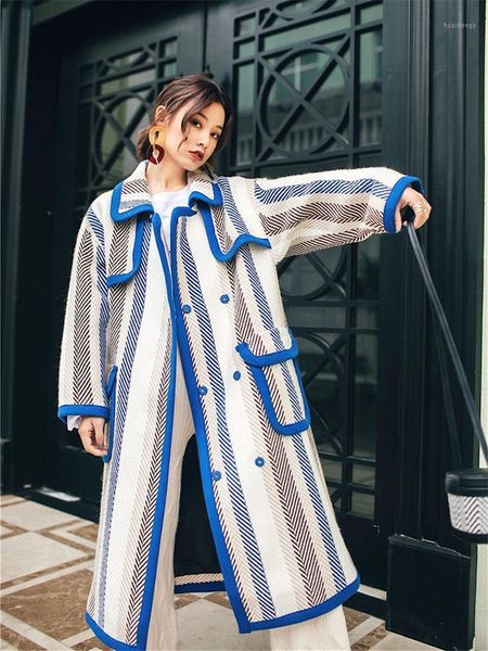 

2019 popular color matching design woolen coat women's autumn and winter korean hepburn color striped cashmere wool coat f20931, Black