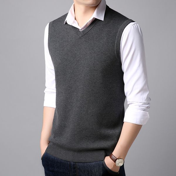 

2020 brand new men's t shirt vest v-neck sweater middle-aged and old t-shirt for male vest sweater tshirt, White;black