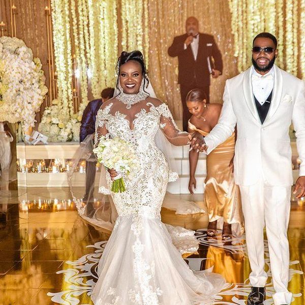 

luxury plus size 2021 wedding dresses sheer long sleeves lace beaded african mermaid bridal gowns elegant robe de mariee v35, White