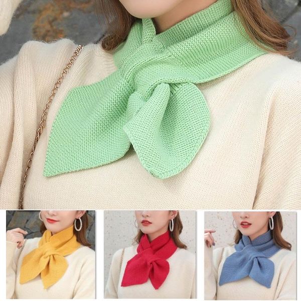 O novo estilo cor sólida tricô de lã gola macia bowknot Scarf feminino Cruz no inverno cachecóis quentes