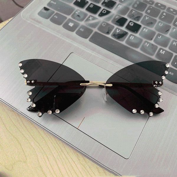 

sunglasses fashion butterfly diamond women 2021 rimless rhinestone sun glasses oversized vintage eyewear travel gafas de sol, White;black