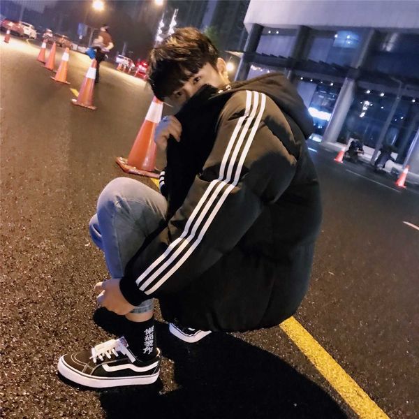 

2020 new down korean version, short bread men's thickened cotton jacket, young students' warm jacket, Black;brown