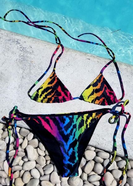 

beautiful women's one-piece swimsuit, 2020 bikini, high-quality design graffiti print, new fashion bikini, White;black