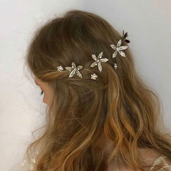 

creative new pattern bridal headdress princess hair clip exquisite diamond wedding hairpin swimsuit bandage bathing suits pad