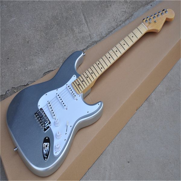 

6-string electric guitar, silver painted maple fingerboard, chrome plated hardware guitar, transportation