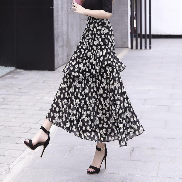 

1pcs women's plus size a-line skirts 2020 summer new fashion chiffon floral prints splicing hollow ruffles ladies loose skirts1, Black