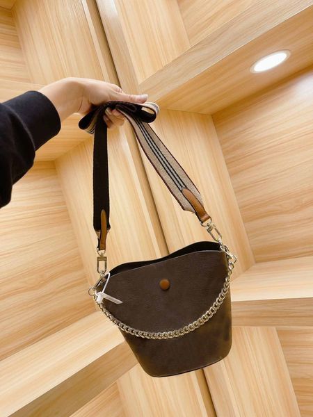 

in stock fashion women shoulder bags new designer crossbody bags print bag with chain womens handbag party new style