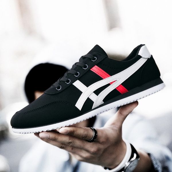 

men shoes breathable designer sneakers vulcanize shoes man oxfords fashion white canvas shoes lace-up low cut plus size 39-44 y200801, Black