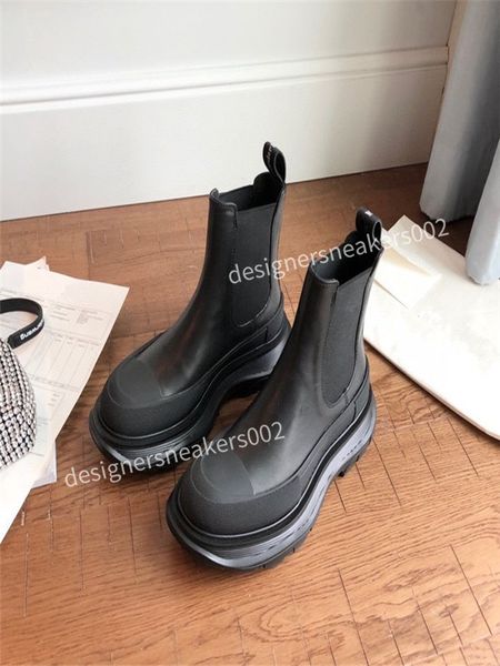 

2021new women trainer black walking sneakers men women black red casual shoes fashion paris sneakers zd201125
