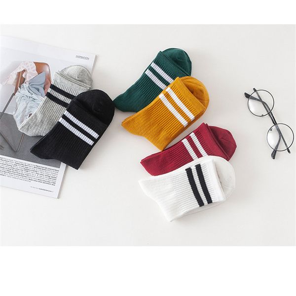 

женщины носки мода ветер flame socks street hip-hop хлопок длинный дышащий 6colors чулок оптовая, Black;white