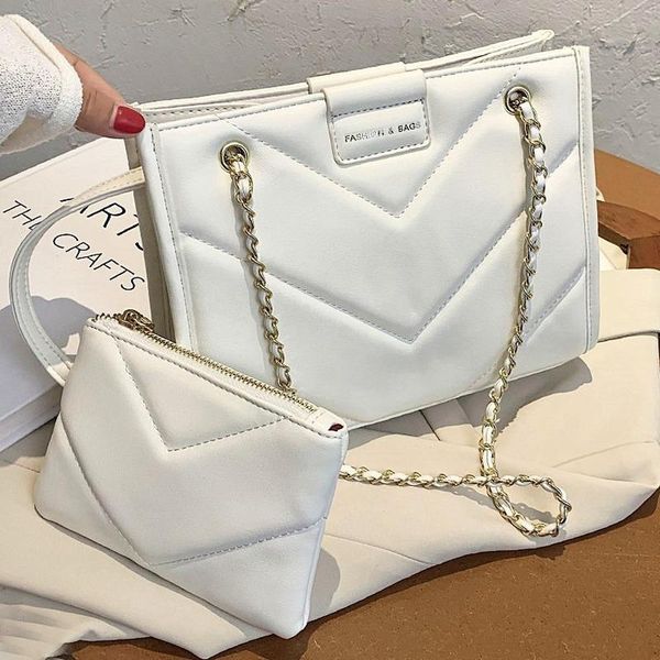 

autumn and winter rhombus large capacity ladies bag2020popular new fashion all-match one shoulder messenger bag net red tote bag