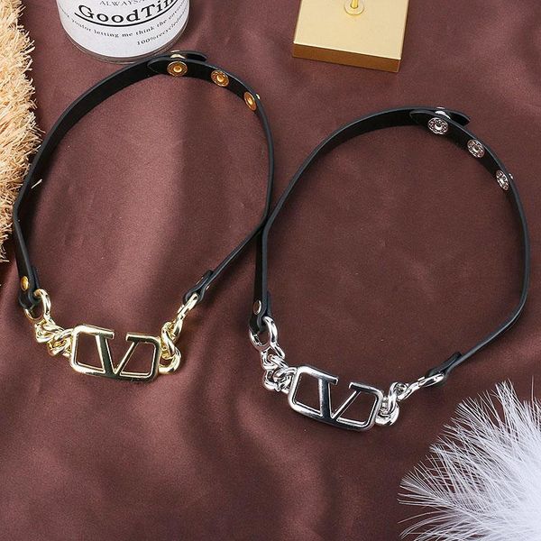 

new v letter necklace for women luxury korean brand cow leather chain choker necklaces fashion catwalk jewelry z052, Golden;silver