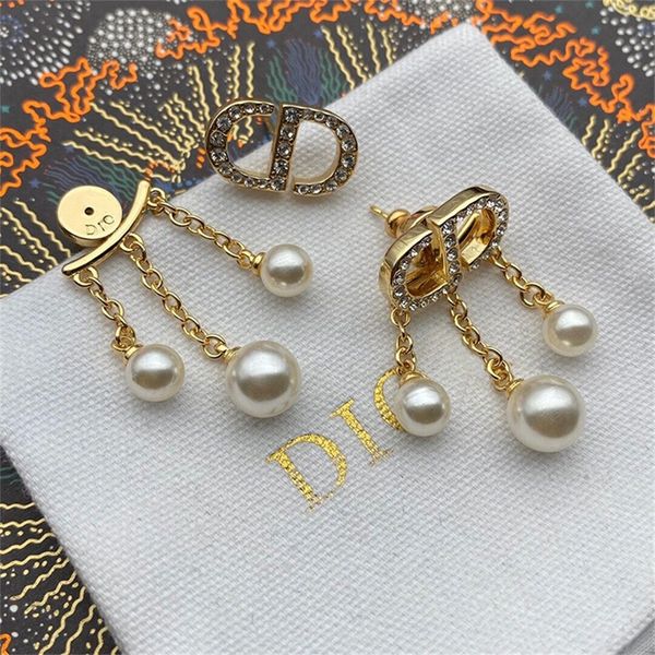 

alphabet alphabet rhinestone pearl short tassel earrings women's red style, Black