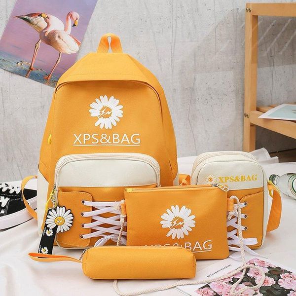 

middle and high school students use their backpacks for class 3pieces set