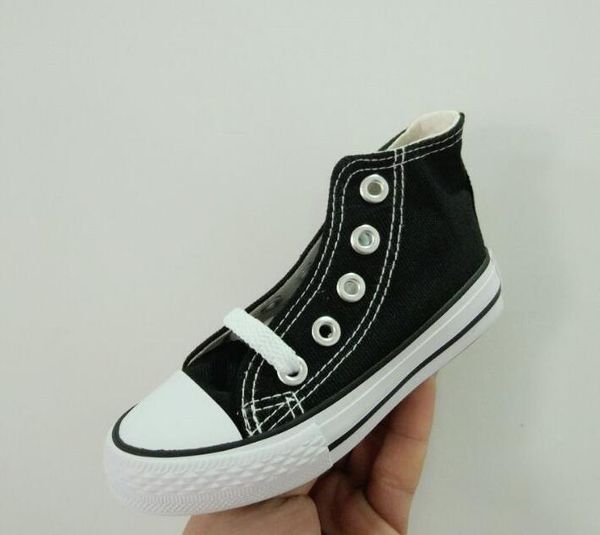 Nuove scarpe di tela per bambini per bambini di moda Scarpe di tela bianche stile punta alta e bassa per ragazzo e ragazza Stivali scarpe nere