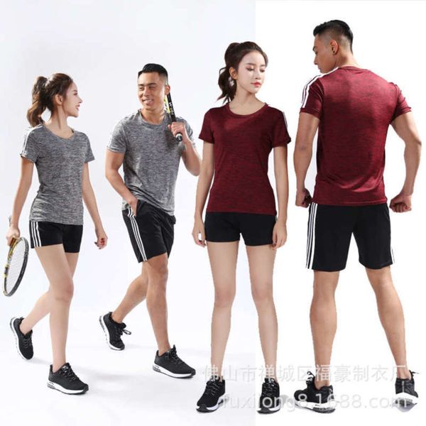 

couple sports suit in 2019 running summer, Gray