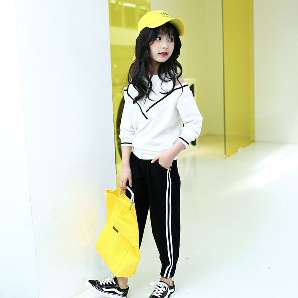 

fashion big girls sports suits off shoulder black/ white clothing set for teenage spring autumn tracksuit kids sportswear y200525