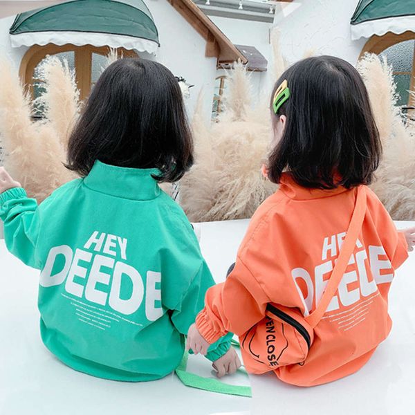 

children's et autumn and winter 2020 new korean solid color with small bag girls' letter print coat fashion, Black