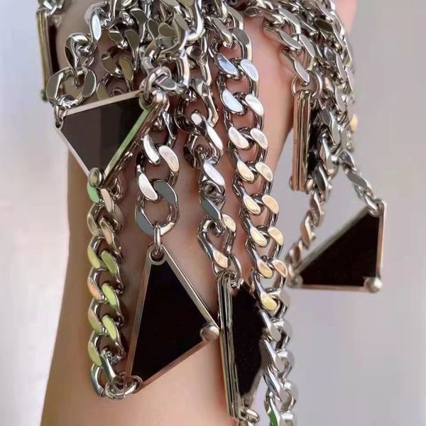 Мужские ожерелья перевернутые треугольные металлические ювелирные изделия мужские и женские летние приливные ключицы.