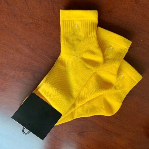 

mens sock medium classic embroidery cotton breatable basketball socks running sports women men stockings 1 kmr6, Black