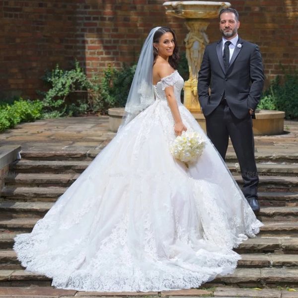 

2021 lace off shoulder wedding dresses appliques sweet lace-up back princess ball gown wedding bridal gowns plus size robe de mariee, White