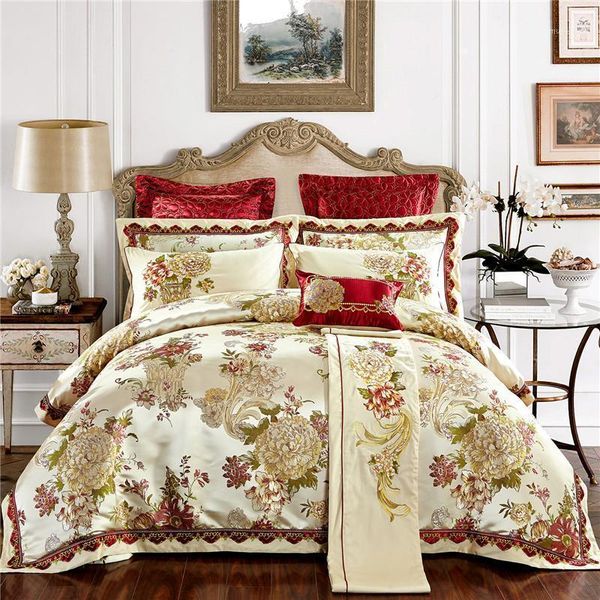

bedding sets 4/6/9pcs wedding jacquard set king  size embroidery bed duvet cover bedsheet pillowcases1