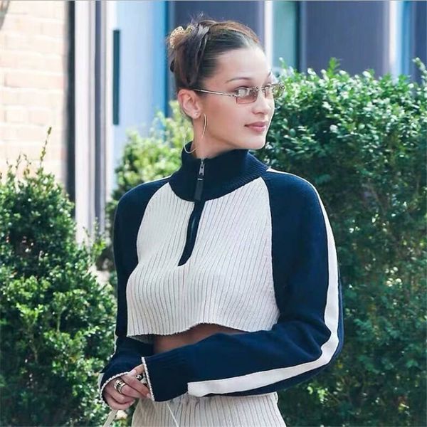 

2020 ins style star same fall/winter sweater knitted zipper blue and white color matching stand-up collar short sweater size, White;black