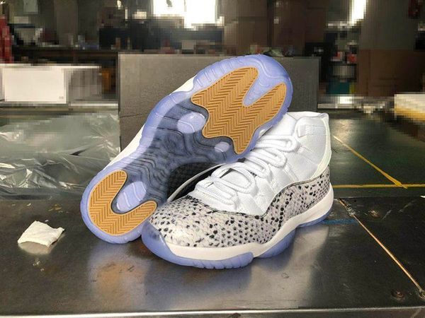 

midsole high 11 grey snakeskin beige men basketball shoes white 45 jumpman designer sneakers 11s snakeskin texture trainer mens shoes, Black