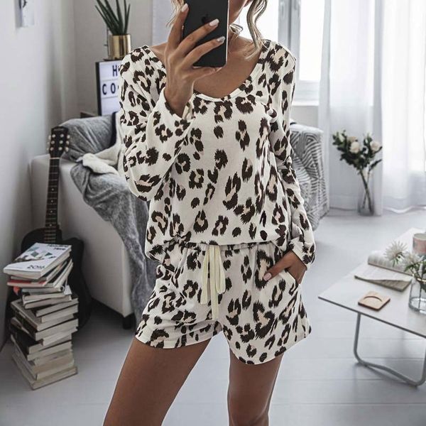 Autunno Pigiama Set Donne Leopardo Pigiama Donne Set Set Homewear Home Tuta Pigiama Vestito Manica lunga Camicia da notte Donne Pigiama 201027