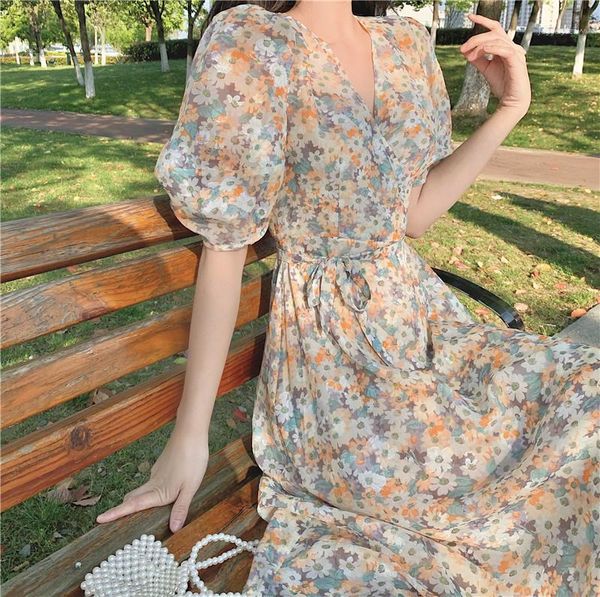 

casual dresses in the summer of 2021 french vintage hepburn wind yellow daisy floral long dress female temperament waist a-line dress1, Black;gray