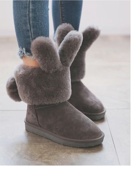 

100% genuine sheepskin leather winter boots fashion snow boots for women warm natural fur women, Black