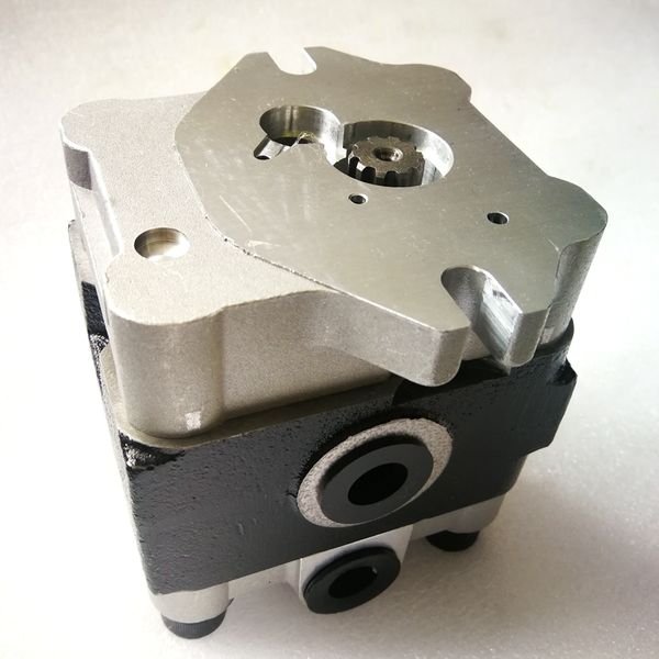

gear oil pump for repair komatsu pc35 pc40 excacator poilt pump yu chai yc35 pvd-1b-32