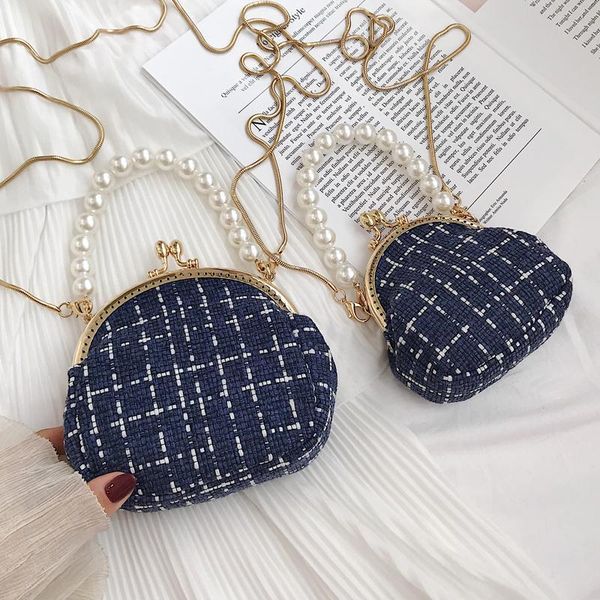 

portable pearl clip bag 2020 boho style handbag and clutch woven crossbody for women chain single shoulder messenger bags 2020
