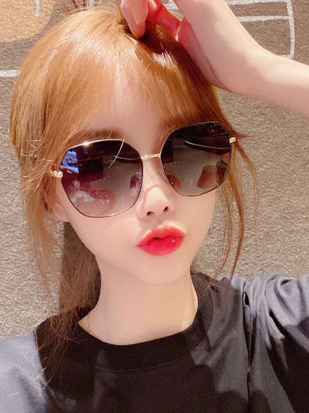 

large frame polarized sunglasses for new women in 2020, White;black